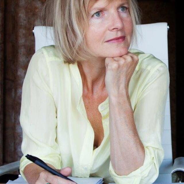 Lia Tilon